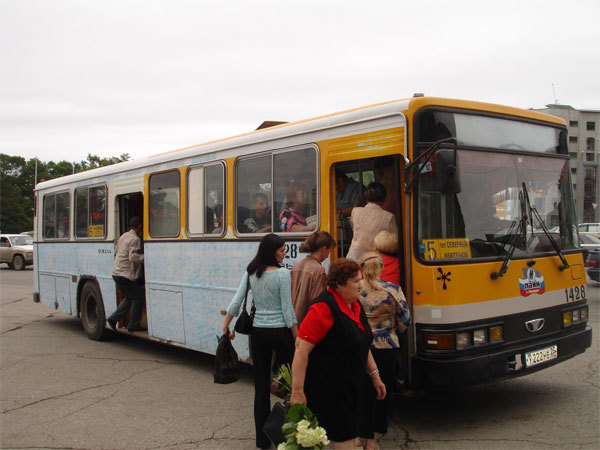 Автобус луга шалово. Автобус Луговой.